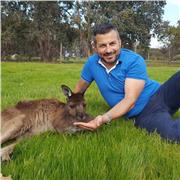 Ingegnere giovane e dinamico, da sempre dedito alla formazione di gruppo e alle lezioni one to one. Con moltissime ore di ripetizioni alle spalle, tutte storie di ragazzi/e che ho fatto crescere e migliorare